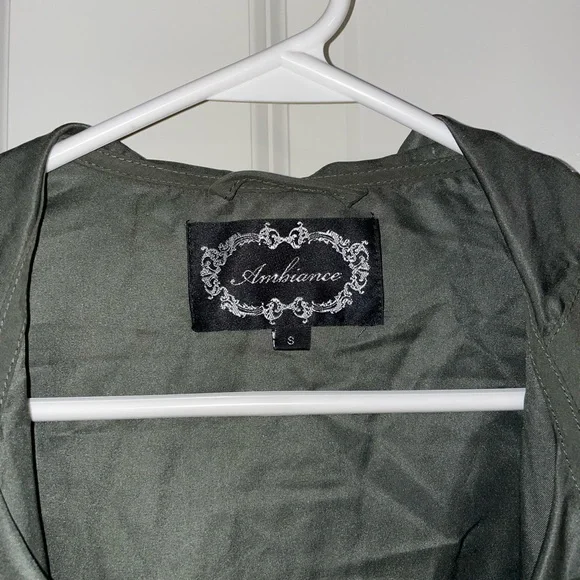 Jacket - Picture 4 of 7